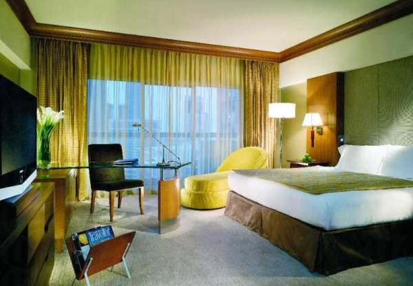 客房內設施齊備。 新加坡